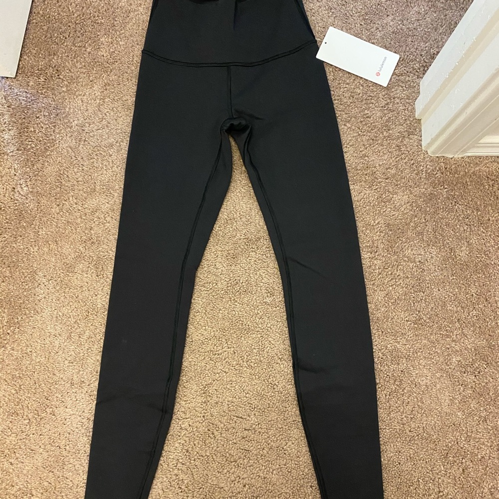 SOLD NWT Lululemon Wunder Under